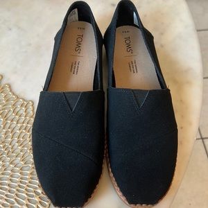 TOMs black Suede Alpargata Leather Wrap New, size W8.5
